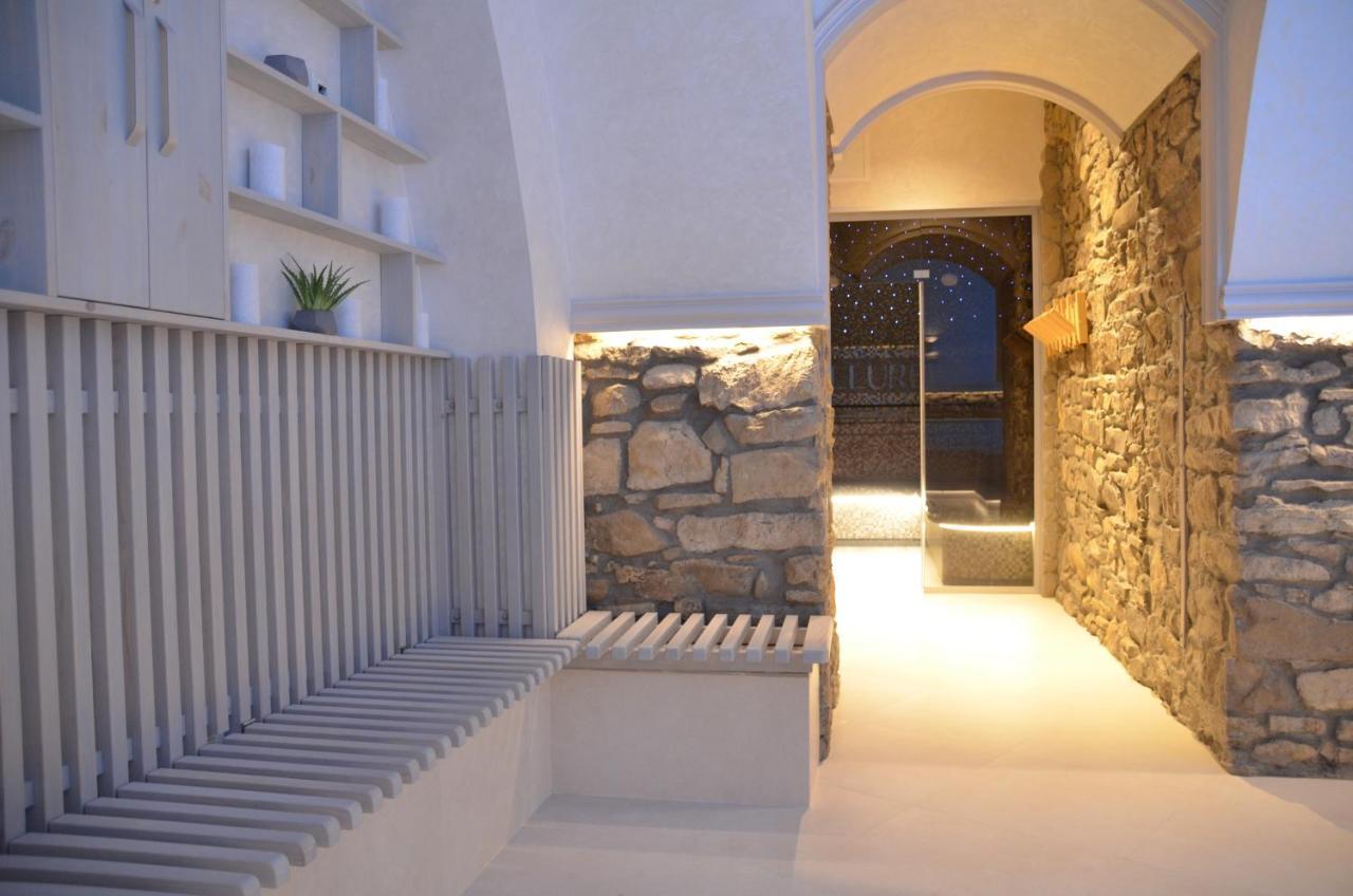 Allureinn Hotel And Spa Chernivtsi Exterior photo
