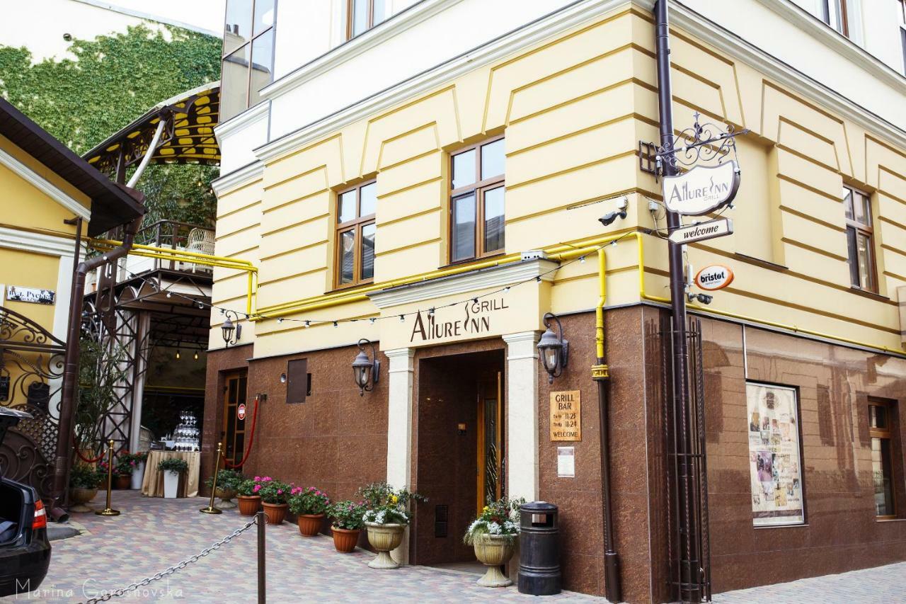 Allureinn Hotel And Spa Chernivtsi Exterior photo
