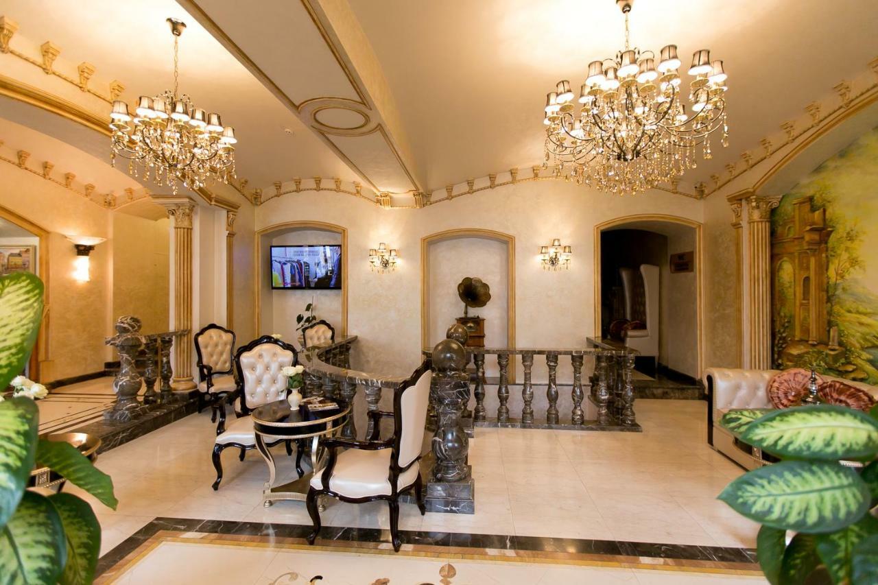 Allureinn Hotel And Spa Chernivtsi Exterior photo